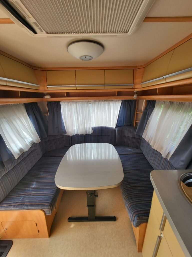 Wohnwagen Fendt bianco Wohnbereich