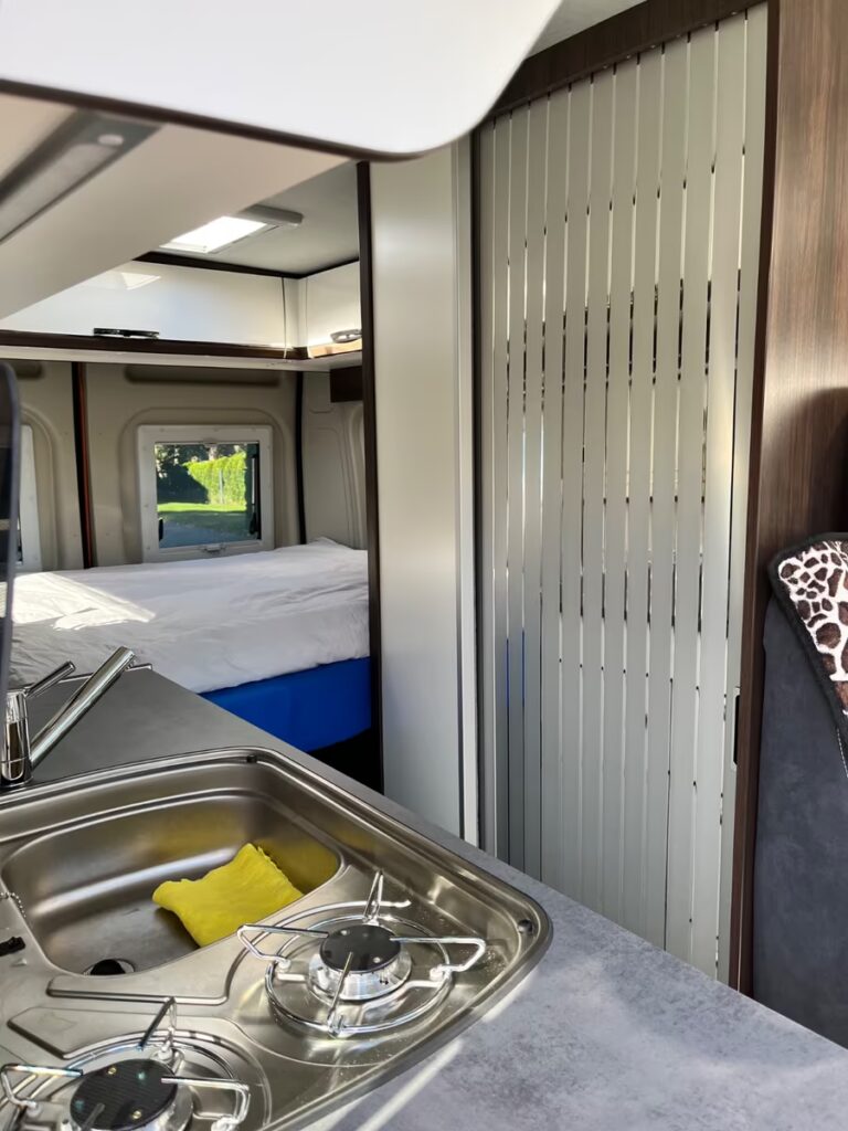 abd747f3 5bab 426c a5a3 8c623fb2a3fc